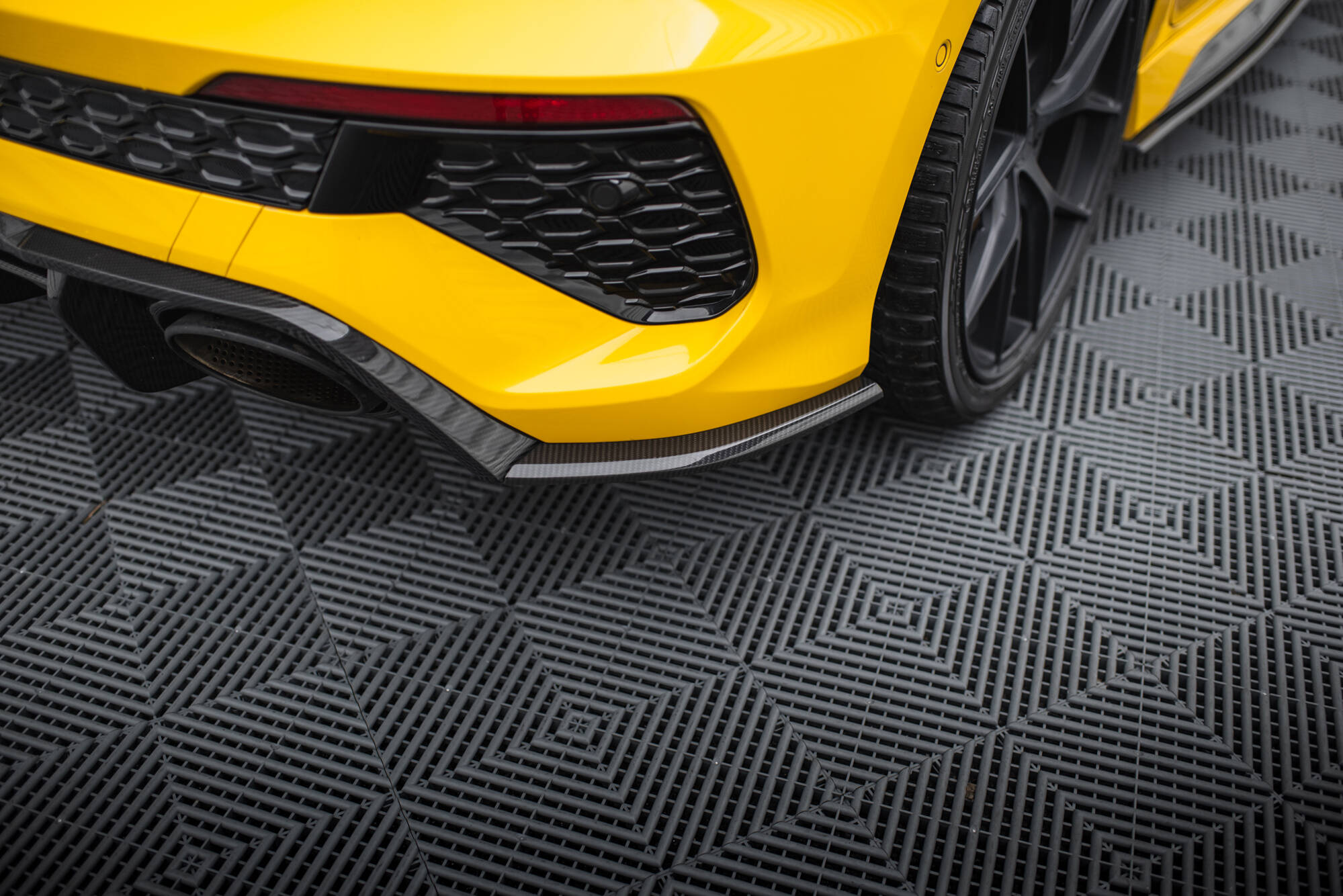 Carbon Fiber Rear Side Splitters Audi RS3 Sportback 8Y - 4
