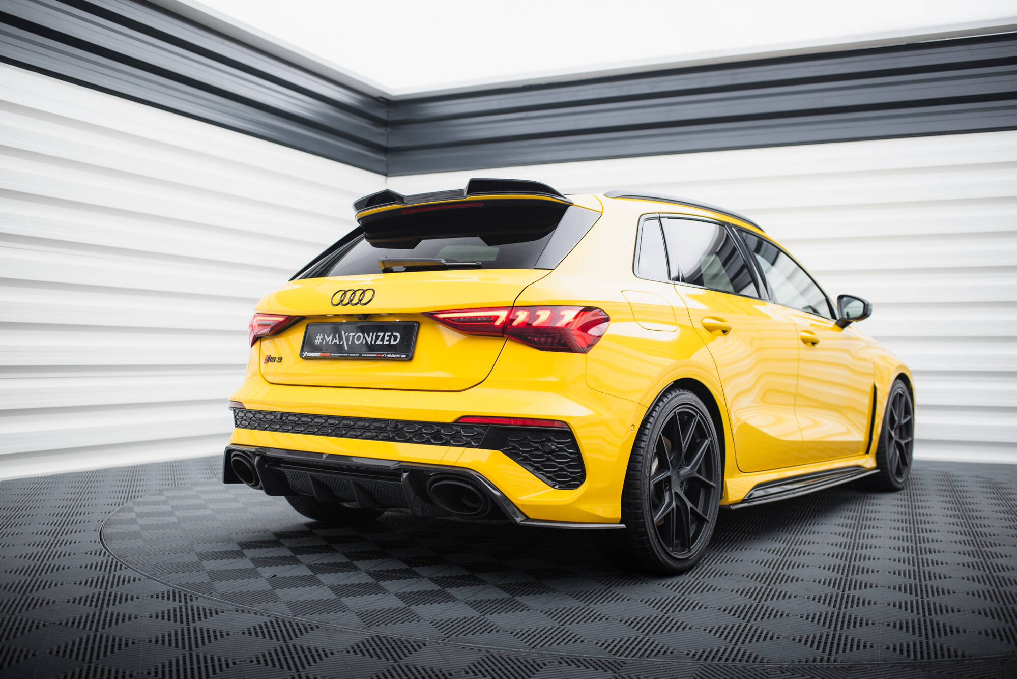 Carbon Fiber Rear Side Splitters Audi RS3 Sportback 8Y - 2