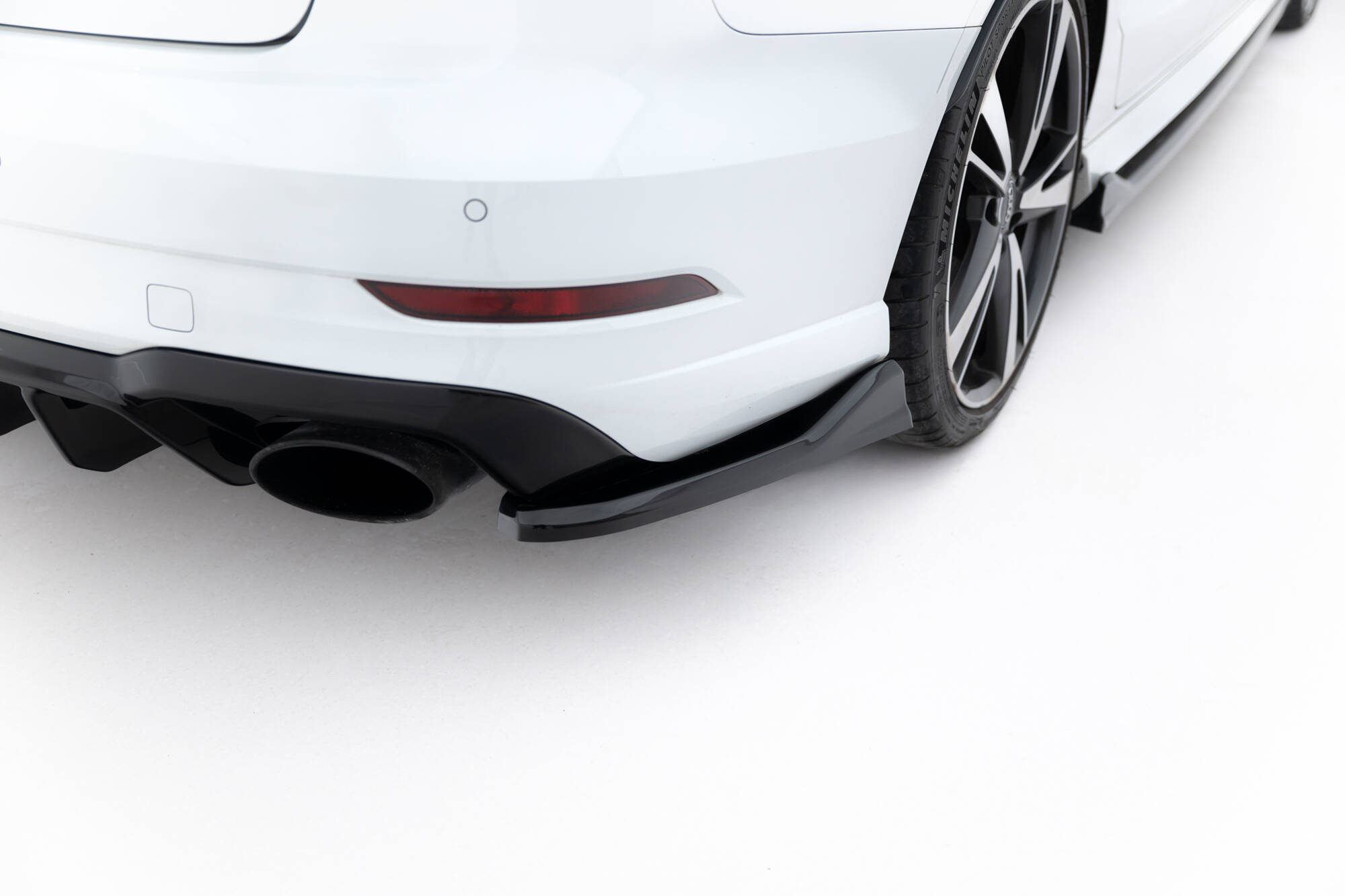 REAR SIDE SPLITTERS V.5 SUITABLE FOR AUDI RS3 SEDAN 8V FACELIFT – MAXTON DESIGN - 3