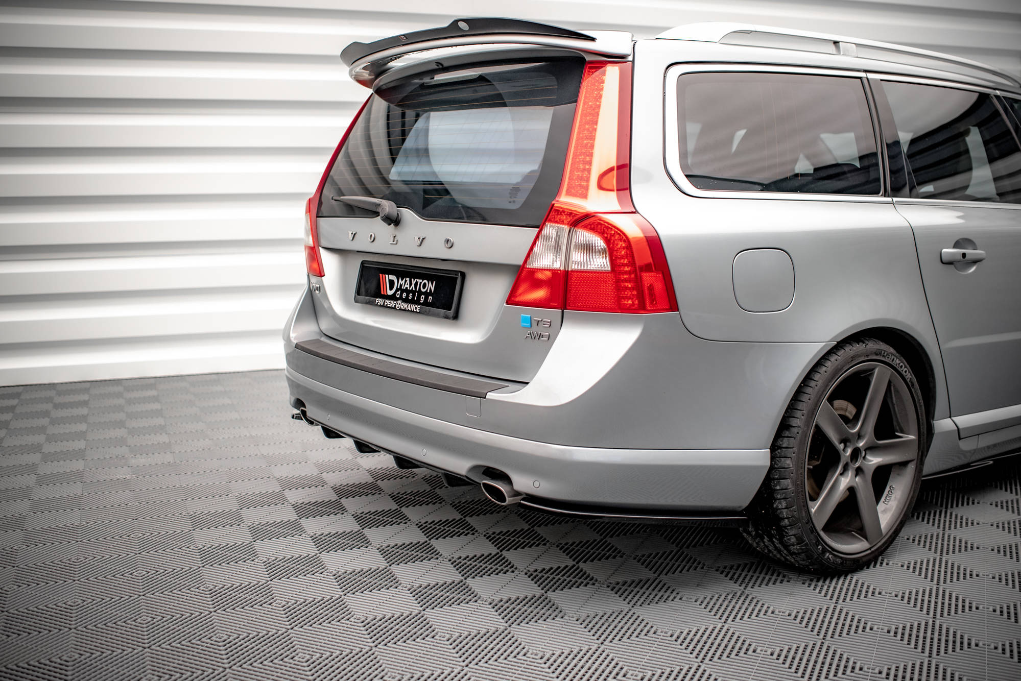 Rear Side Splitters Volvo V70 MK3 (2007-2013) - 3