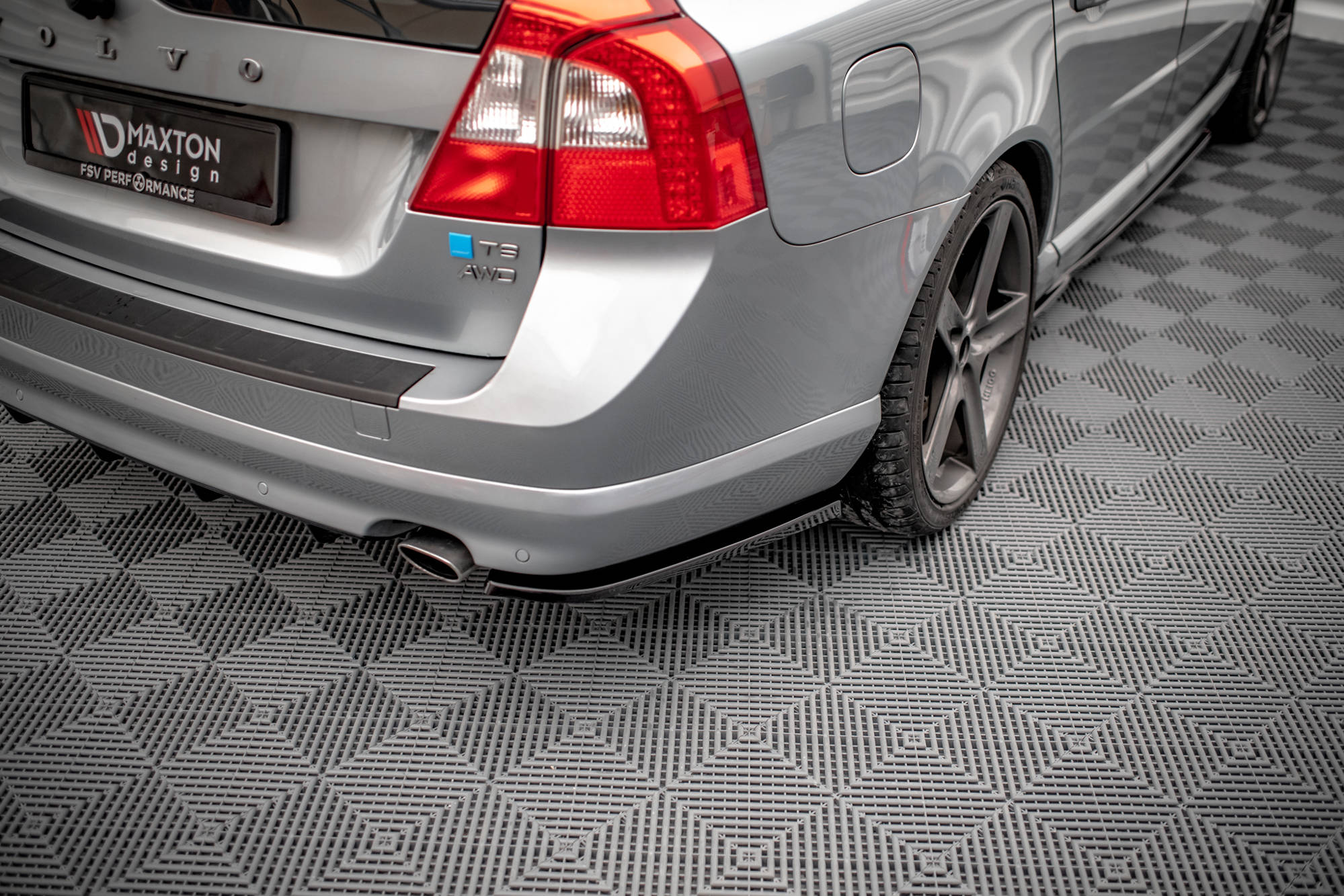 Rear Side Splitters Volvo V70 MK3 (2007-2013) - 2