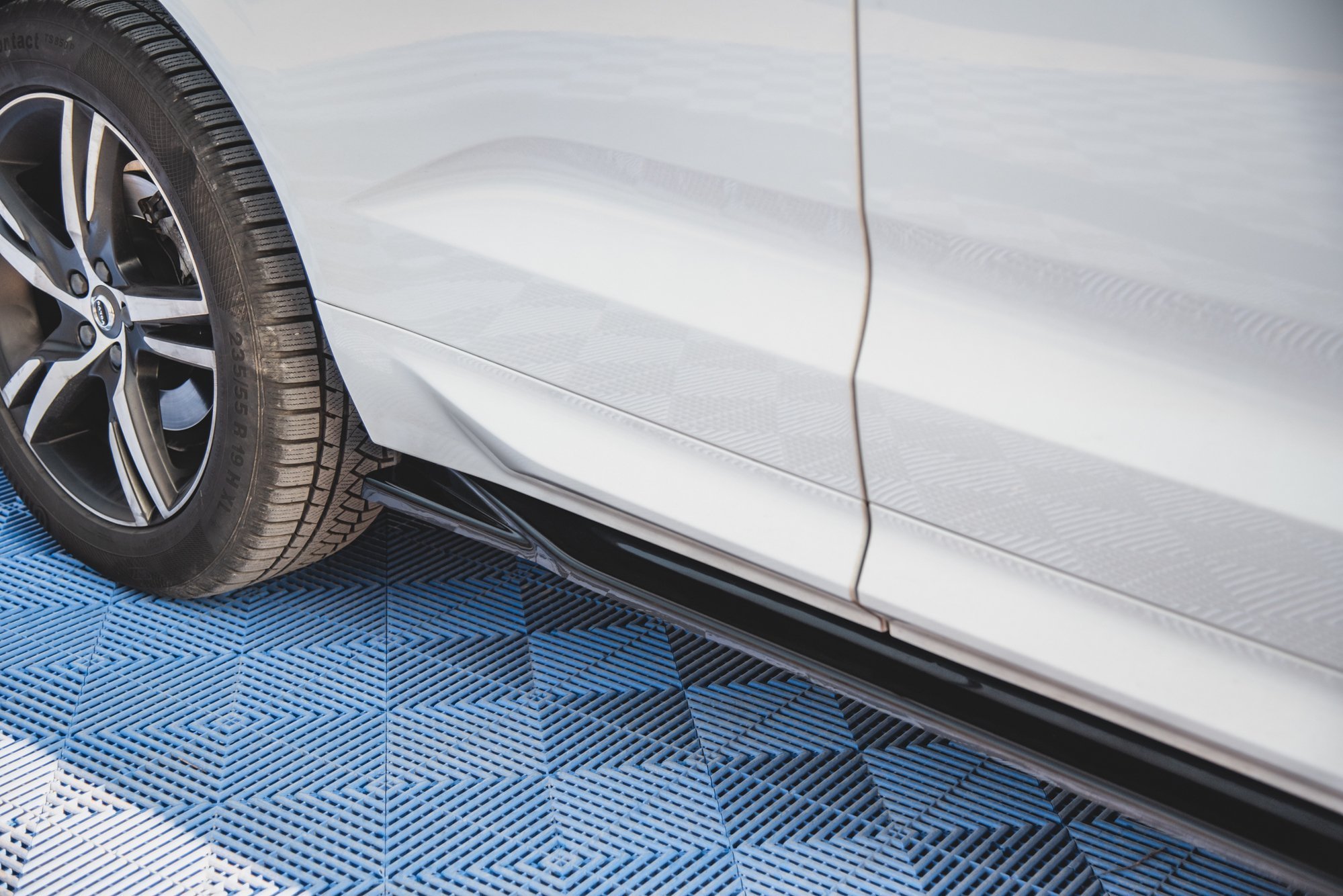 Side Skirts Diffusers Volvo XC60 Mk2 R-Design - 3