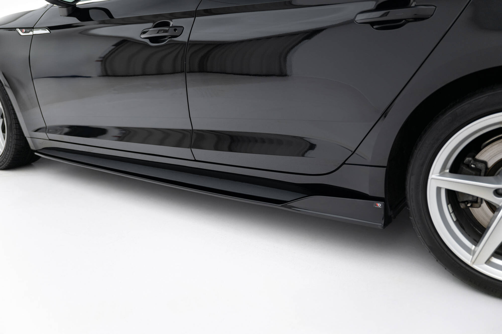 SIDE SKIRTS DIFFUSERS SUITABLE FOR AUDI S5 / A5 S-LINE SPORTBACK F5 – MAXTON DESIGN