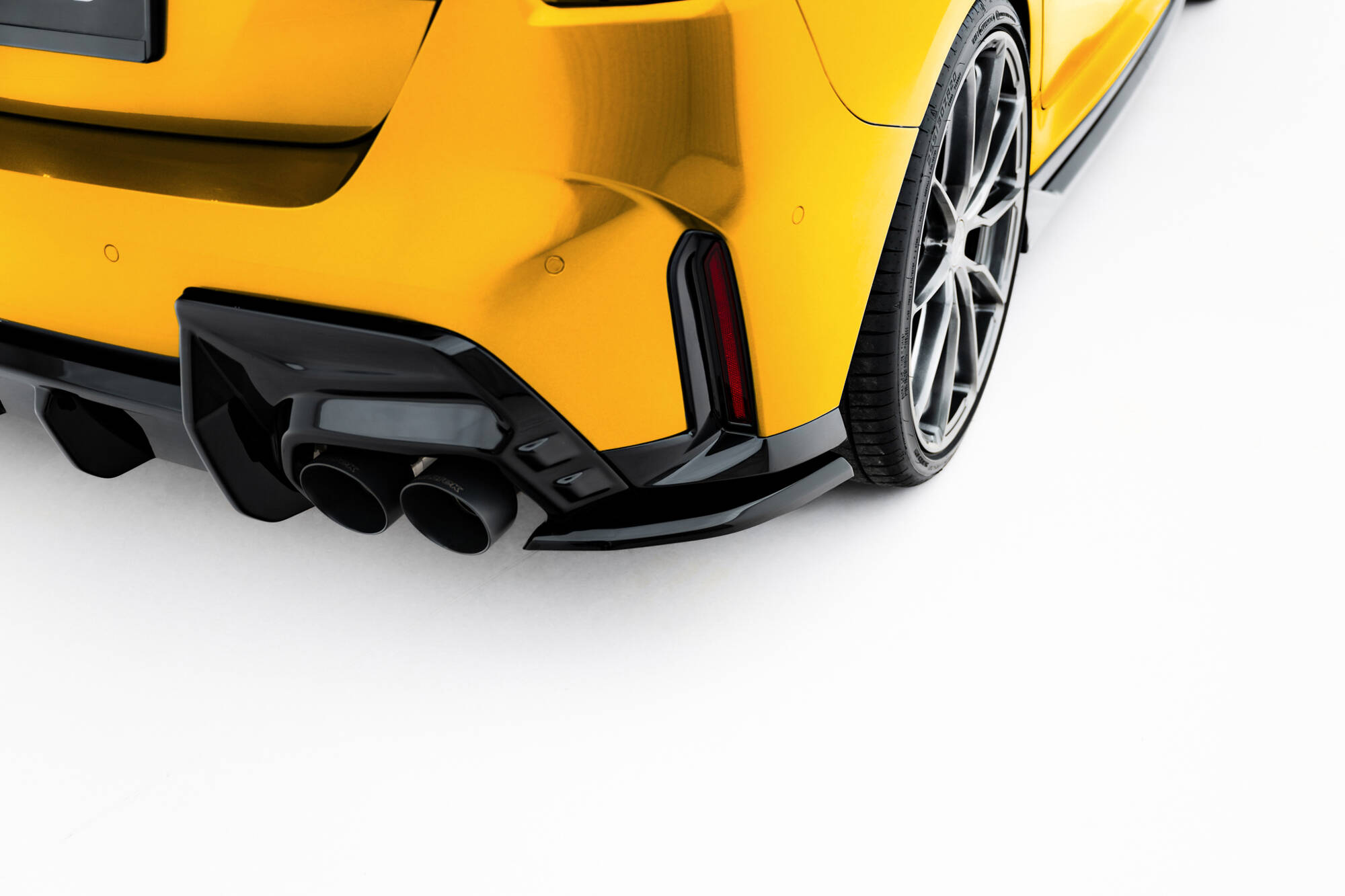 REAR SIDE SPLITTERS V.1 SUITABLE FOR BMW 1 M-PACK F70 – MAXTON DESIGN