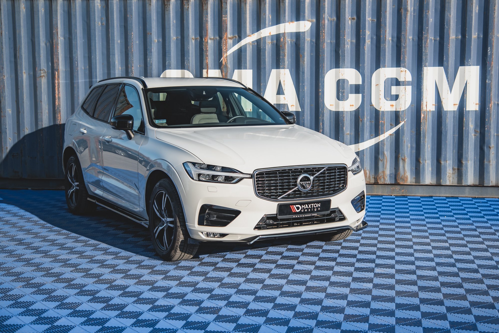 Front Splitter V.1 Volvo XC60 Mk2 R-Design - 3