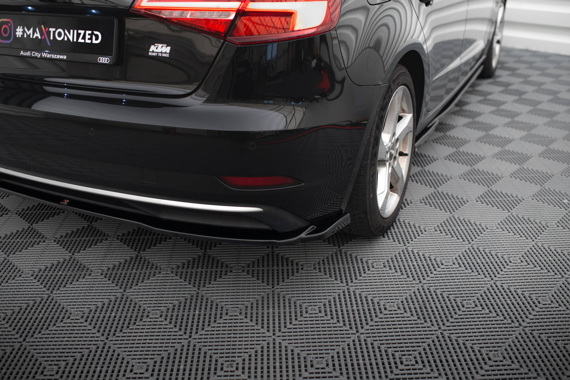 Rear Side Splitters Audi A3 Sportback 8V Facelift - 3