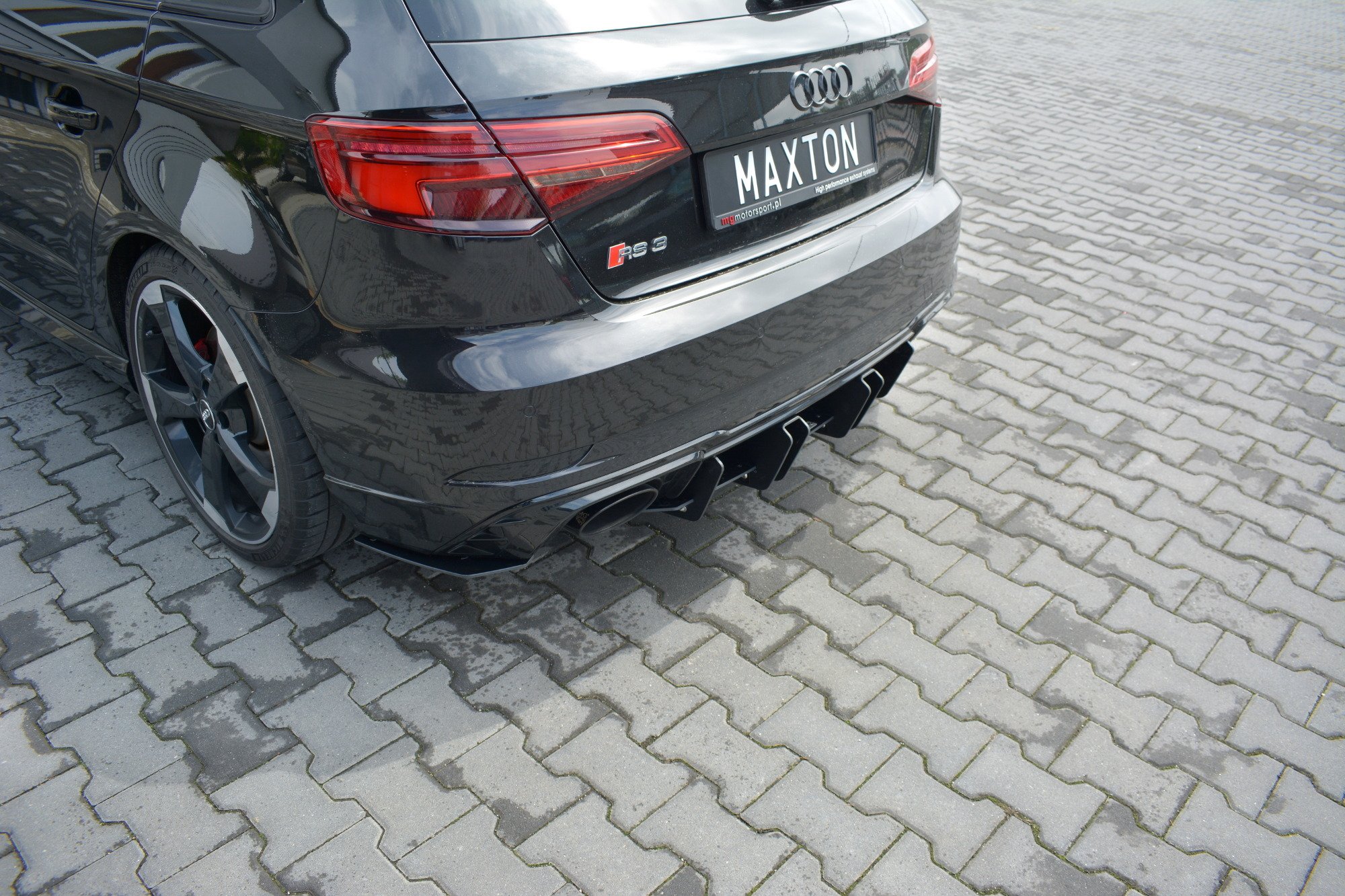 Rear Diffuser V.2 Audi RS3 8V FL Sportback - 3