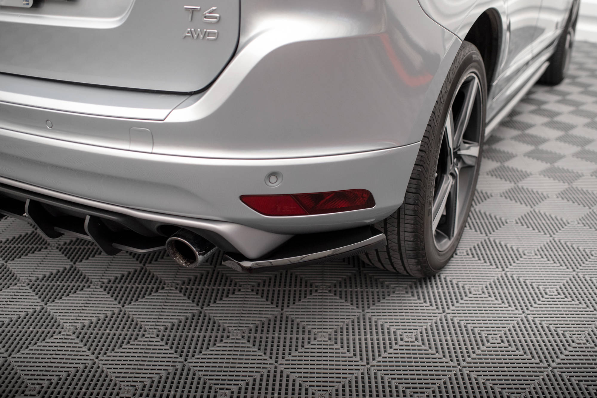 Rear Side Splitters Volvo XC60 R-Design Mk1 Facelift - 3