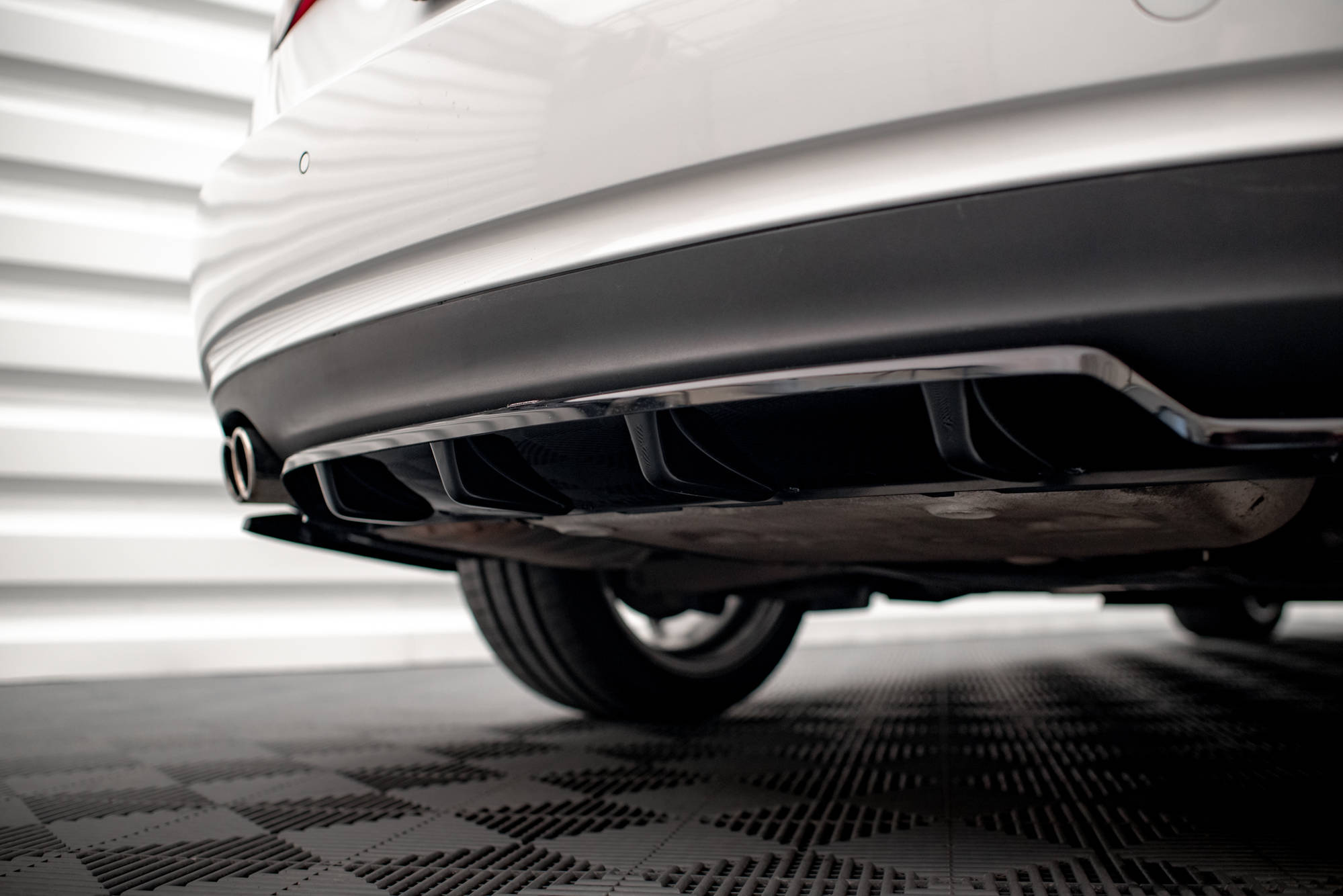 Central Rear Splitter (Vertical Bars) Audi A5 Coupe 8T Facelift - 4