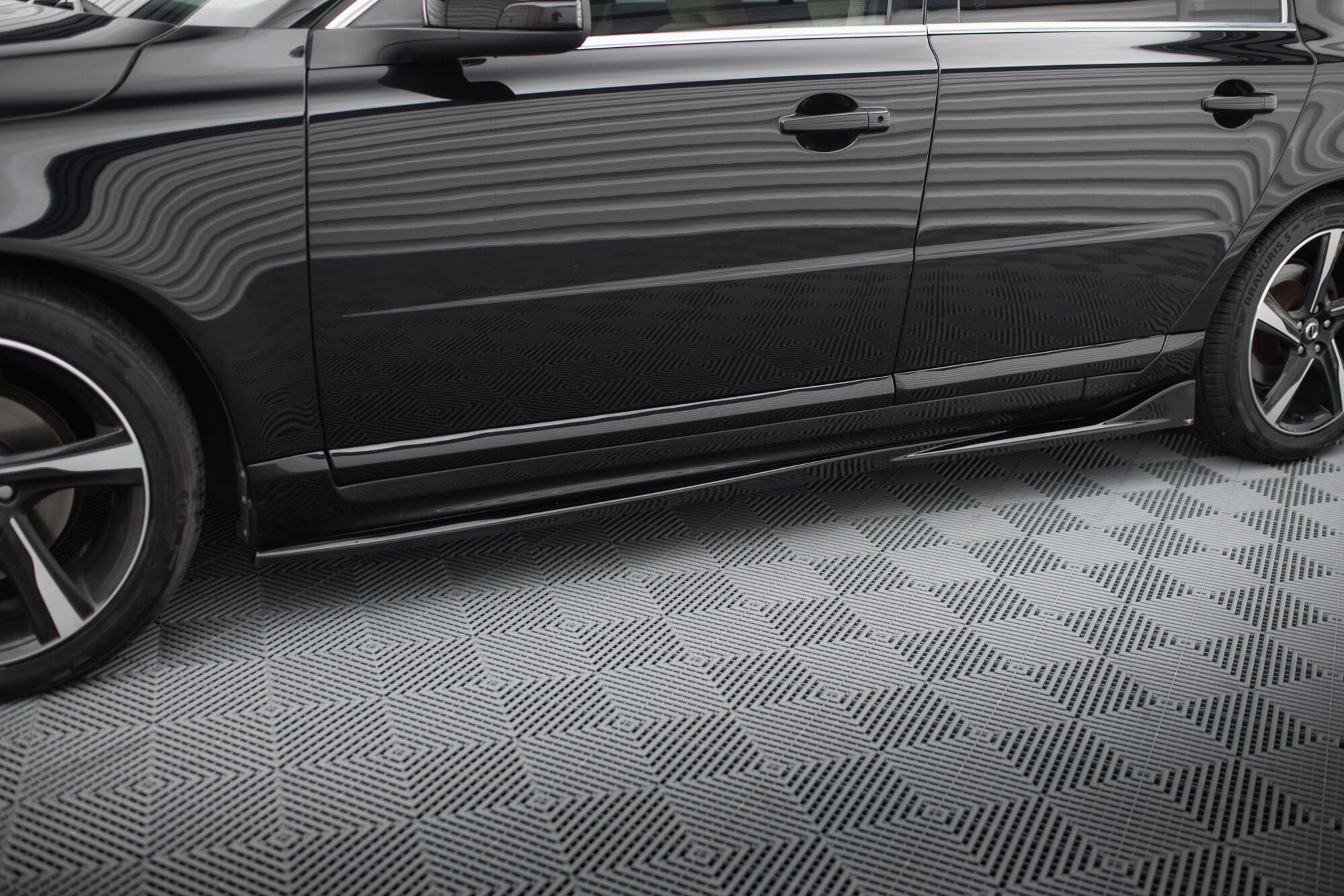 Side Skirts Diffusers Volvo S80 Mk2 - 3