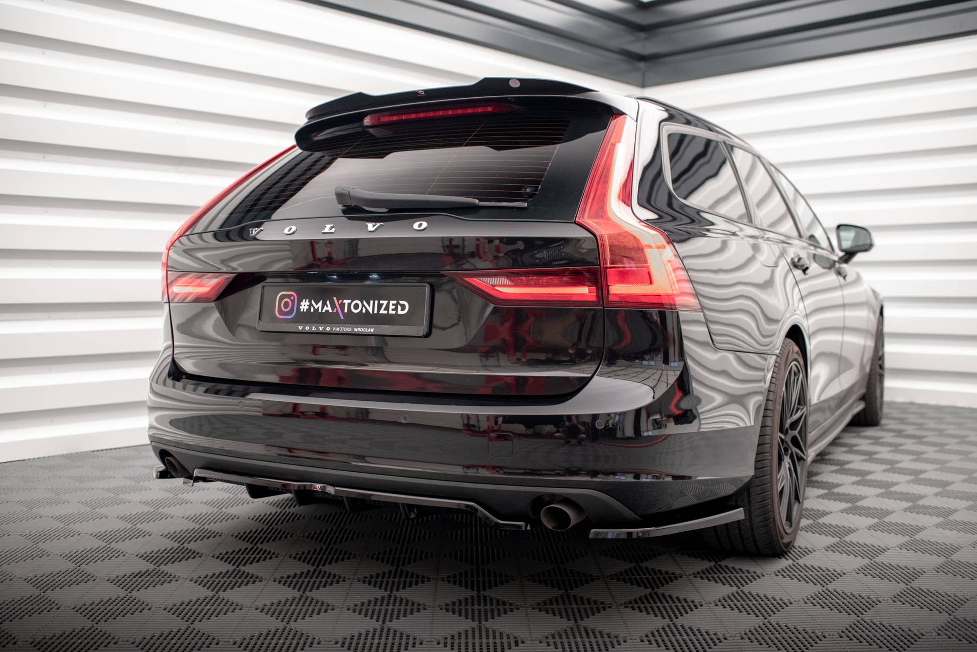 Rear Side Splitters Volvo V90 Mk2 - 3