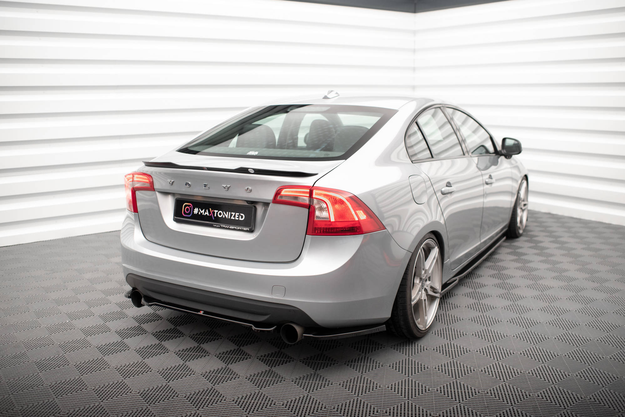 Rear Side Splitters Volvo S60 R-Design Mk2 - 2