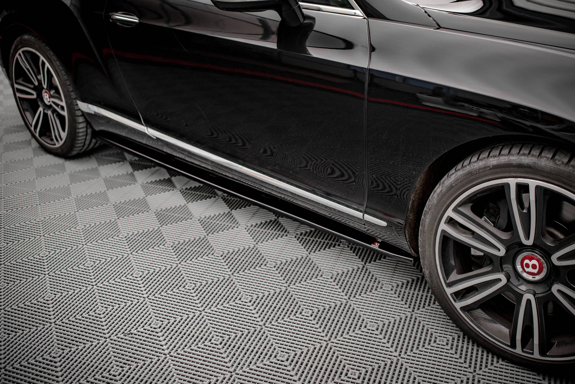Side Skirts Diffusers Bentley Continental GT V8 S MK2 (2014-2016) - 3