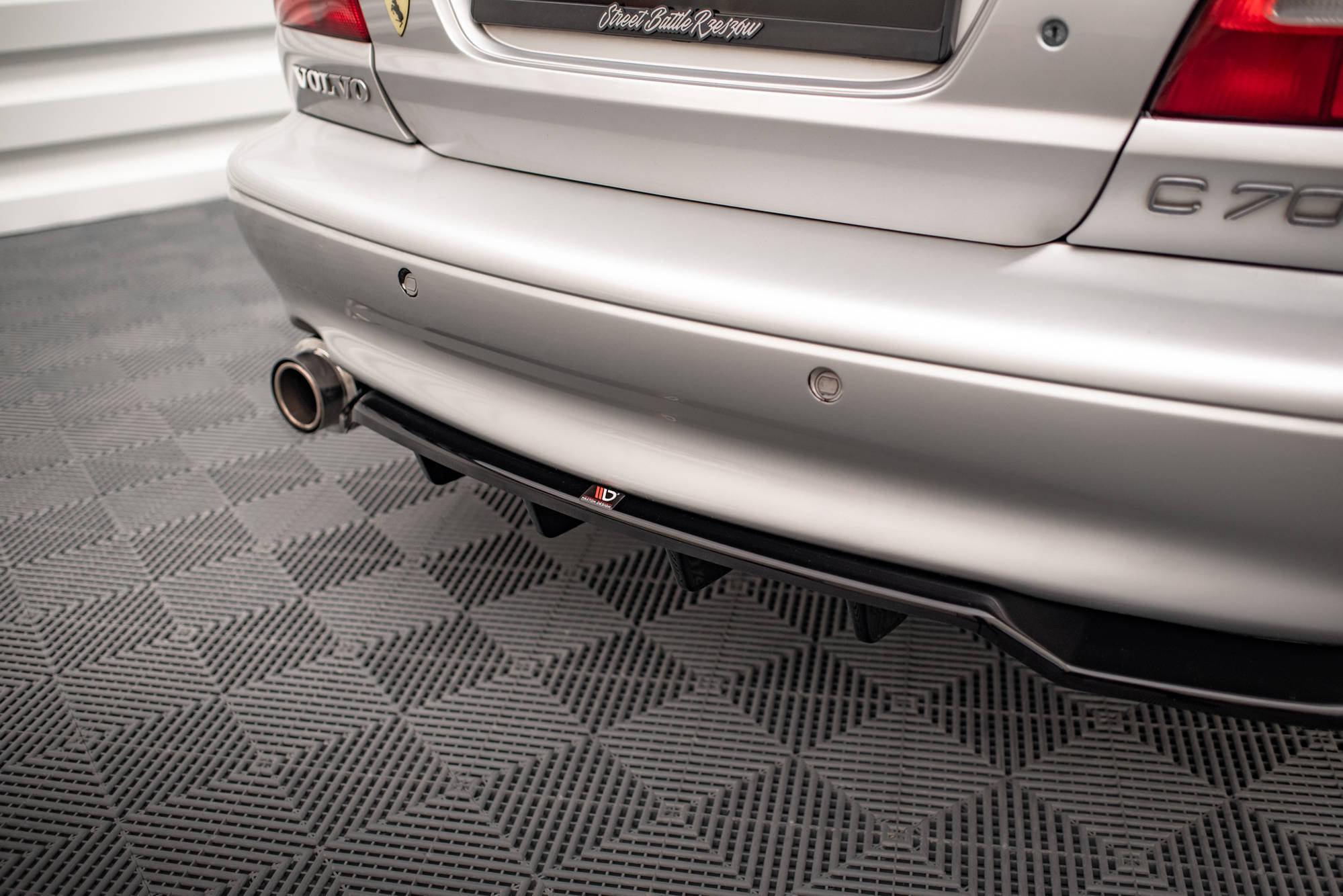 Central Rear Splitter (Vertical Bars) Volvo C70 Mk1 - 3