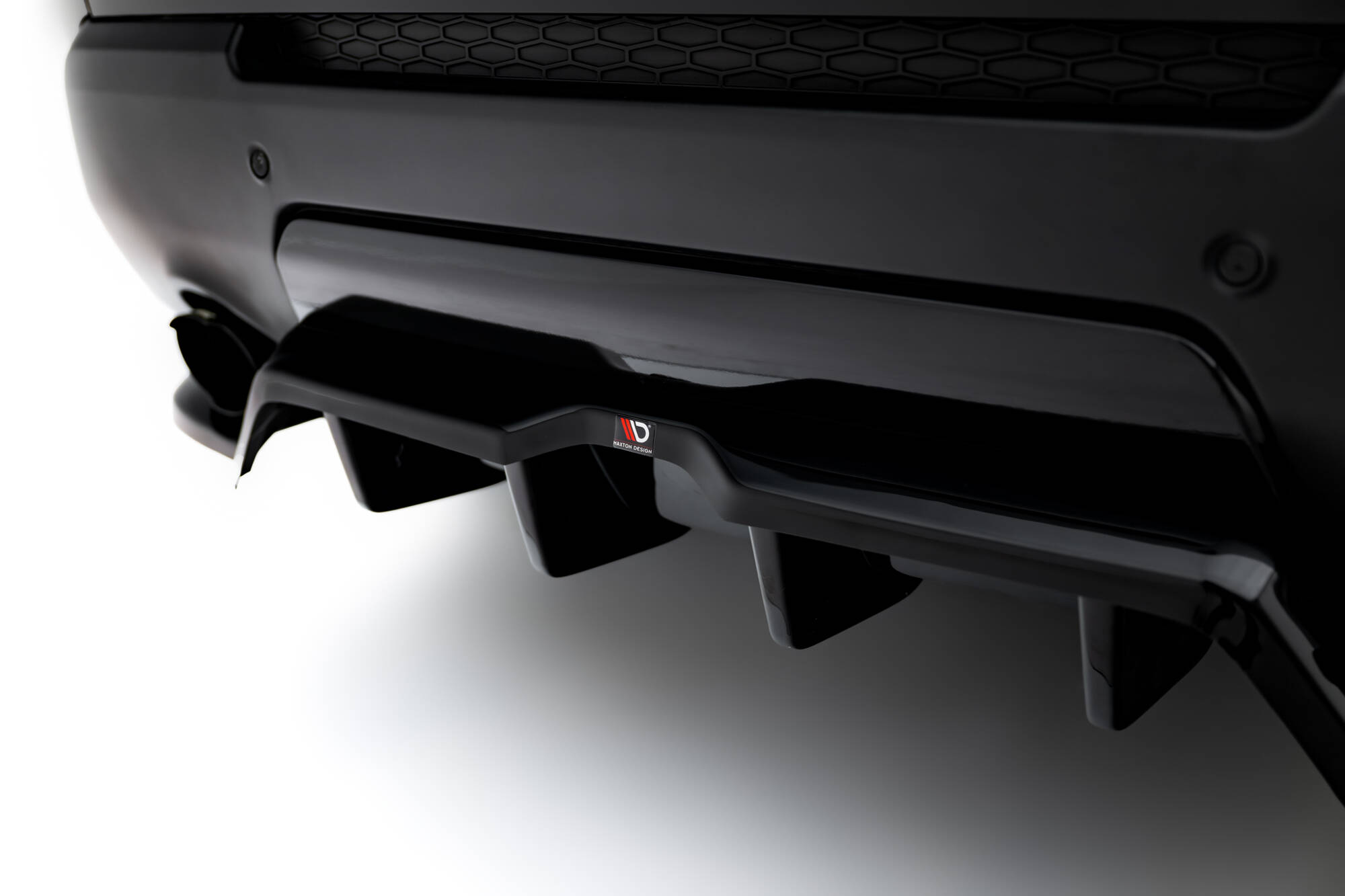 REAR SPLITTER (WITH VERTICAL BARS) SUITABLE FOR LAND ROVER RANGE ROVER SPORT MK2 – MAXTON DESIGN - 4