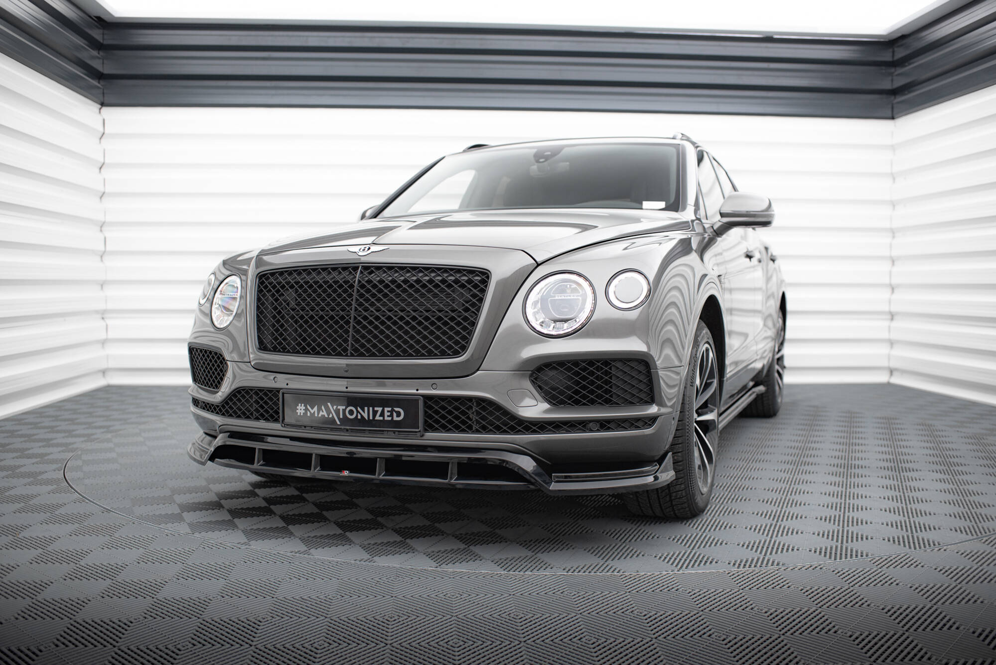 Front Splitter Bentley Bentayga Mk1 - 3