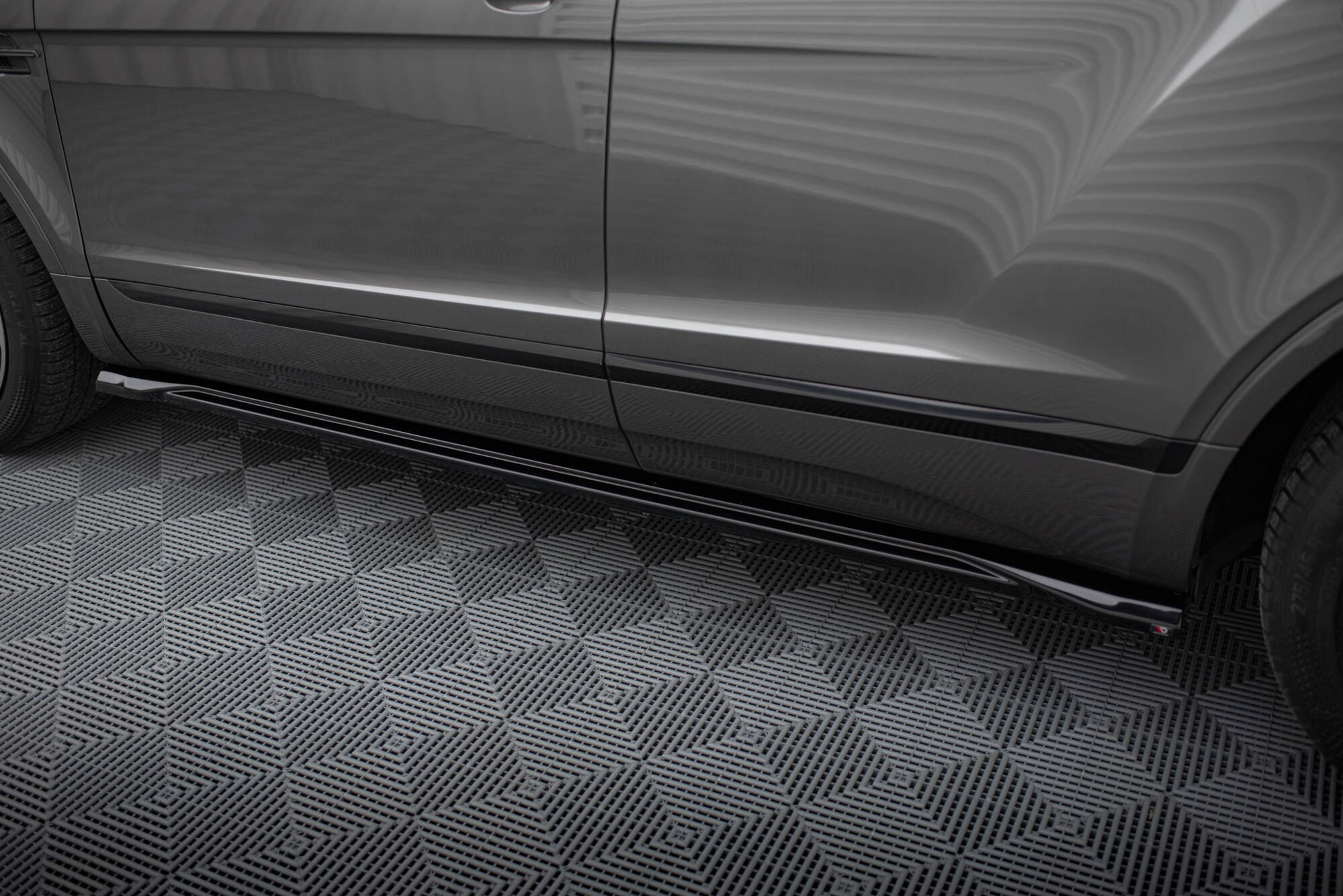 Side Skirts Diffusers Bentley Bentayga Mk1 - 4