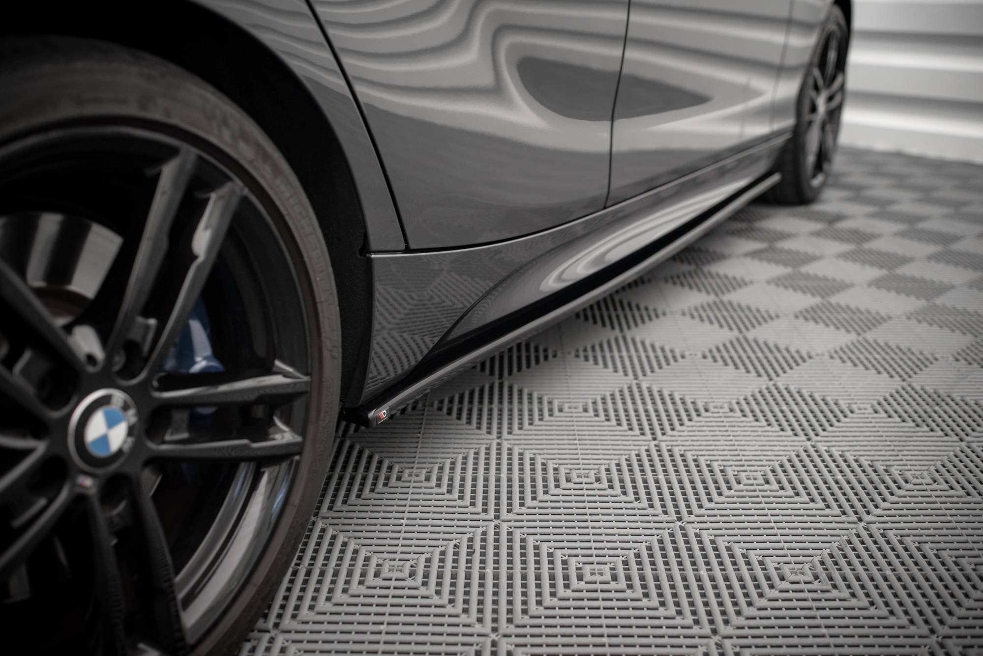Side Skirts Diffusers V.1 BMW 1 F20 M135i / M140i / M-Pack - 3