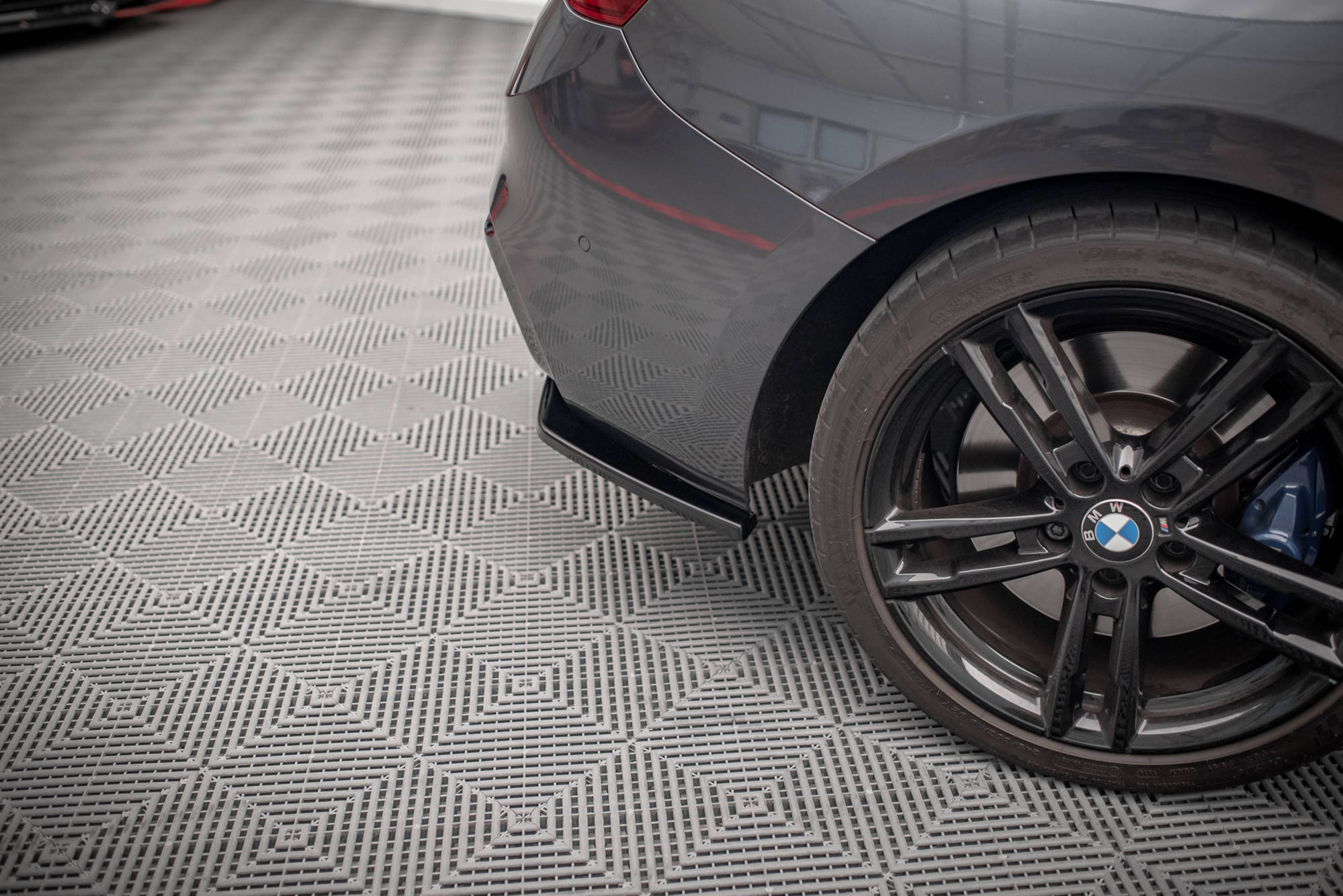 Rear Side Splitters V.3 BMW 1 F20 Facelift - 4