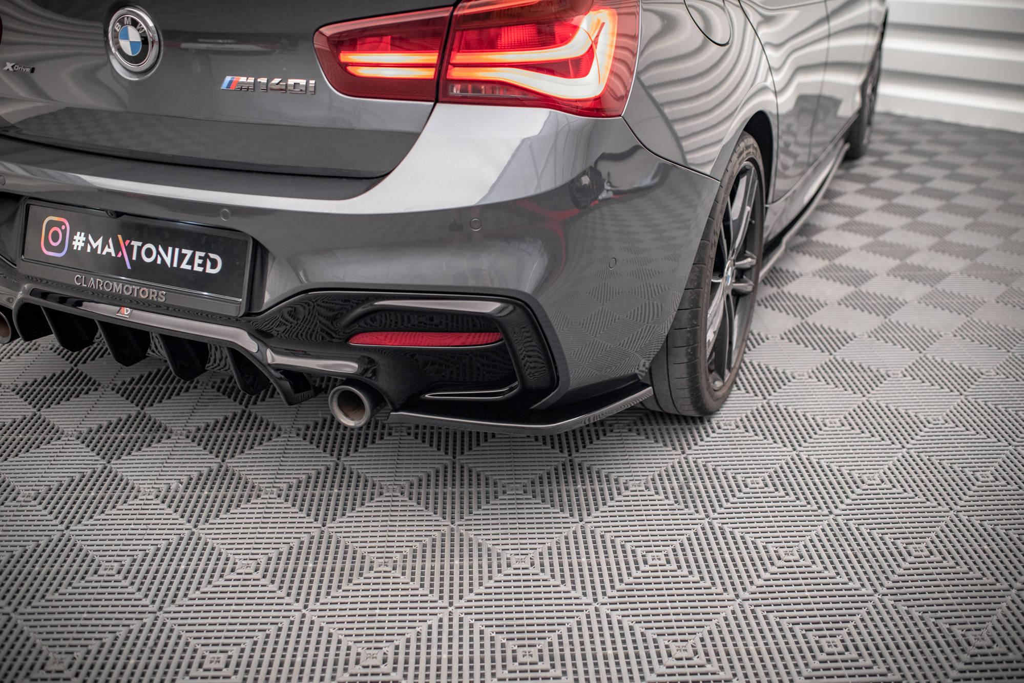 Rear Side Splitters V.3 BMW 1 F20 Facelift - 3