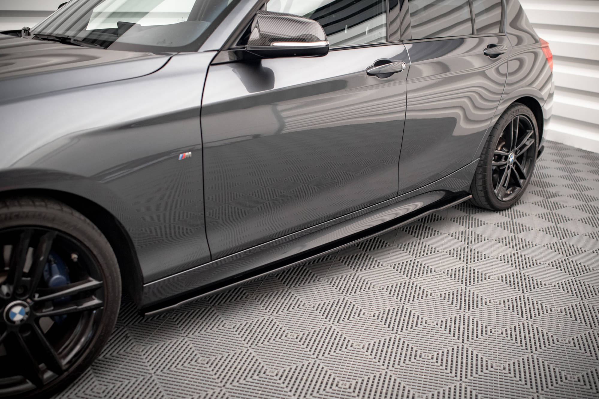 Side Skirts Diffusers V.2 BMW 1 F20 M135i / M140i / M-Pack - 2