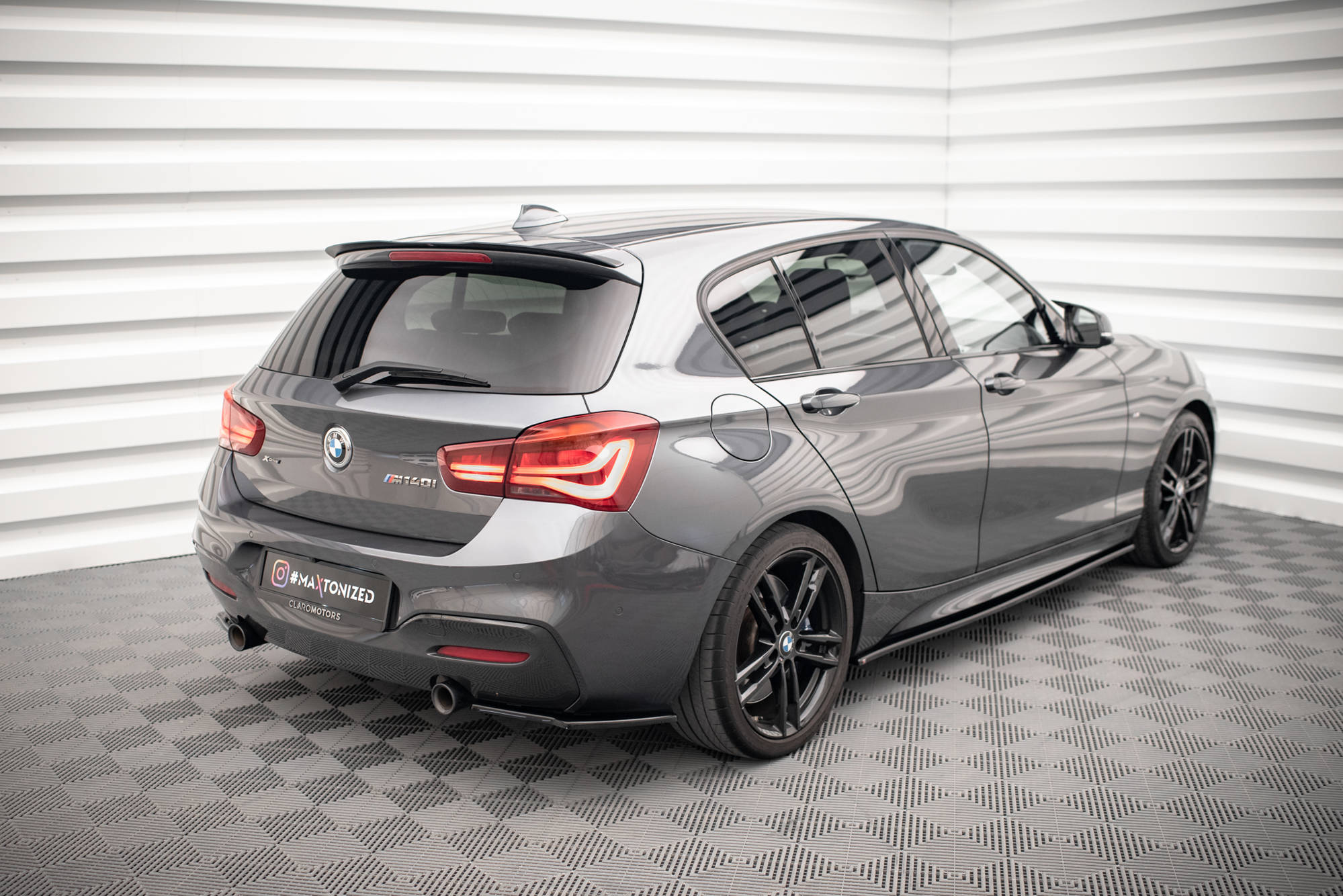 Rear Side Splitters V.1 BMW 1 F20 / F21 Facelift - 2
