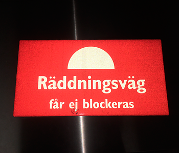 Brandskyltar, Räddningsväg reflex