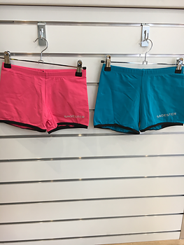 Hotpants i funktionsmaterial från Sagester