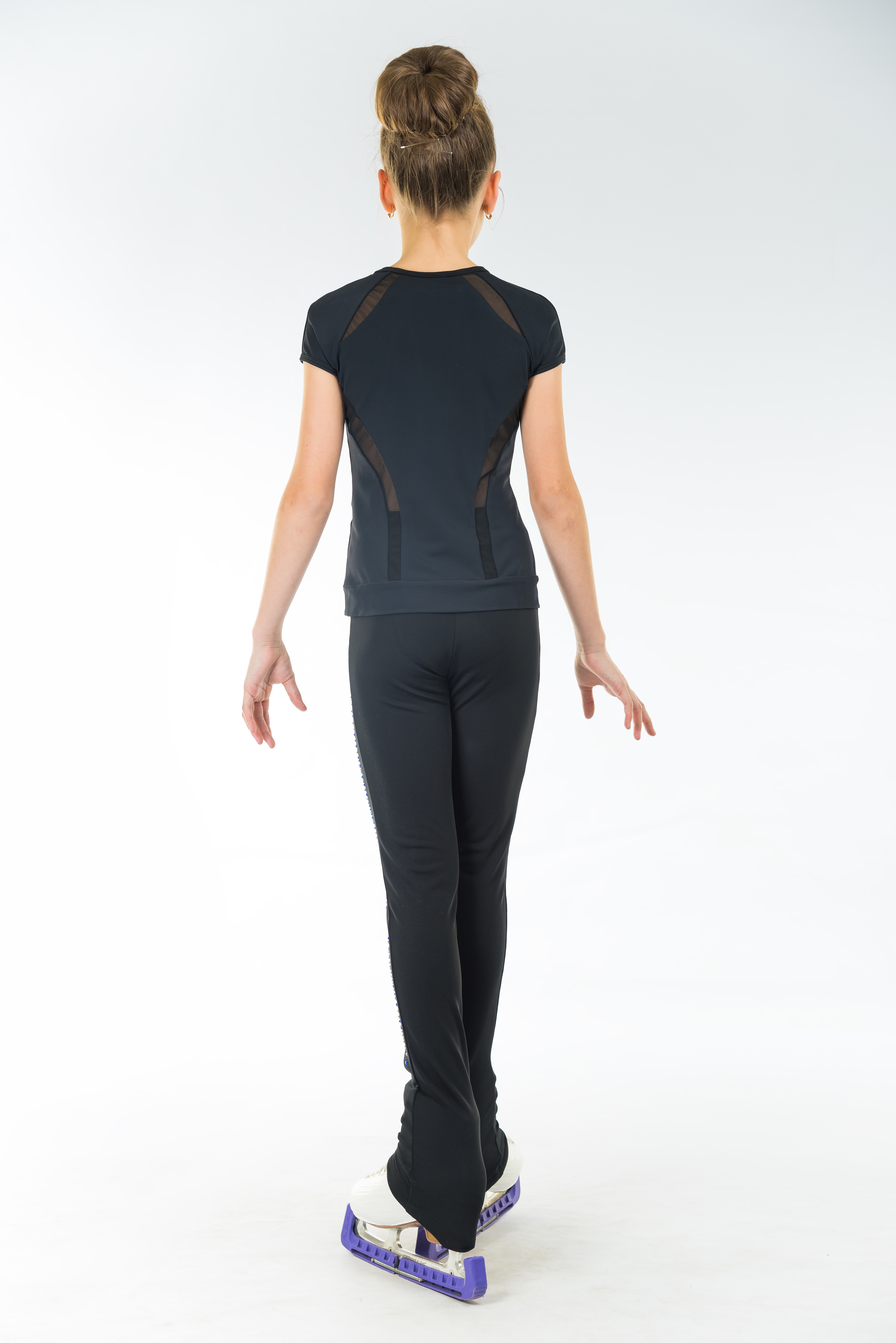 Svart t-shirt i funktionsmaterial med mesh detaljer - 5