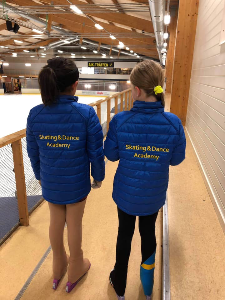 Varm klubbjacka Skating & Dance Academy