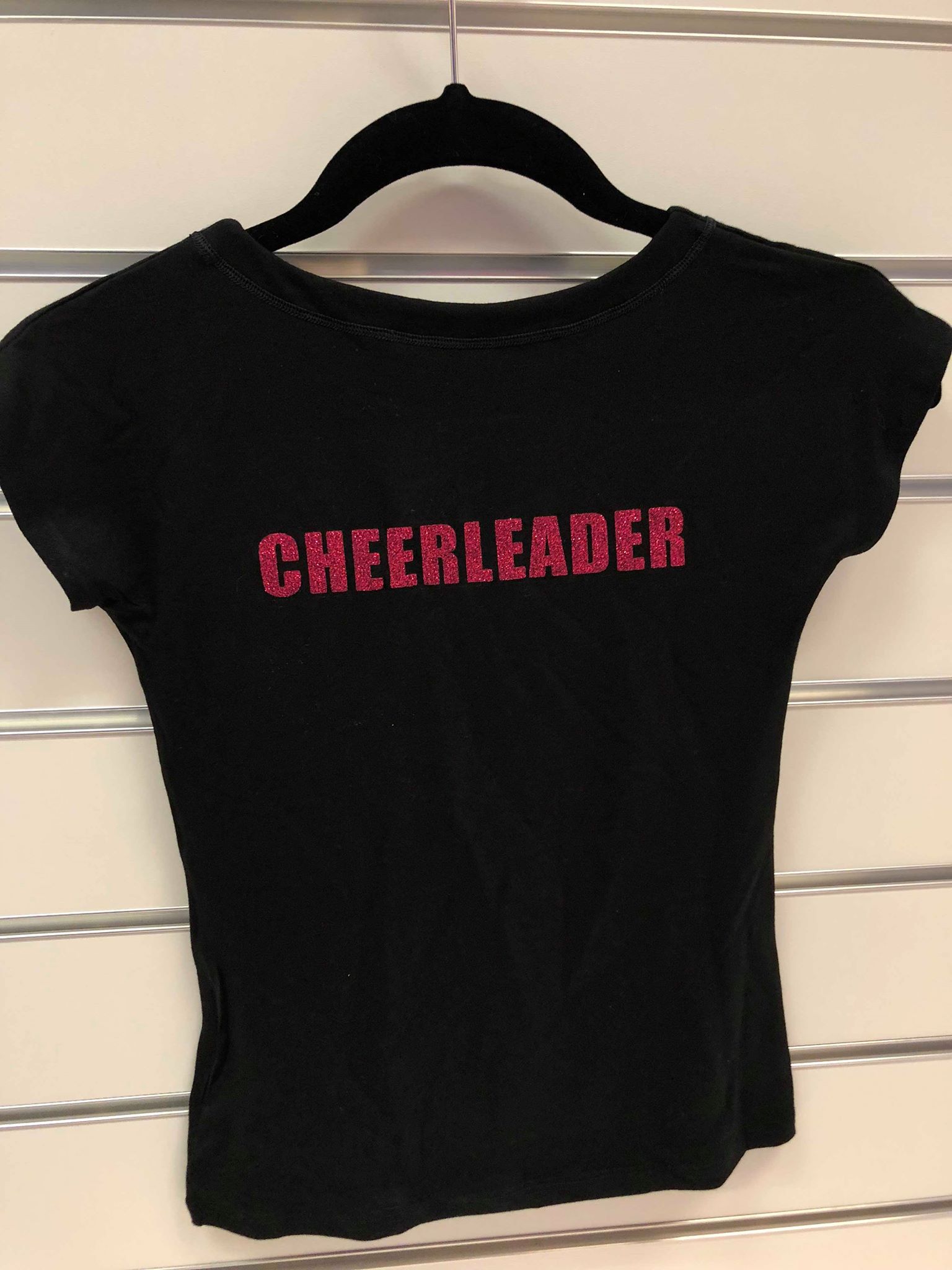 Texten "Cheerleader" i glittertryck - 2