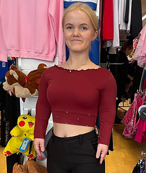 Rödbrun croptop med Swarovski från Bolero 