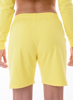 Gula bermudasshorts Nizza från Moka