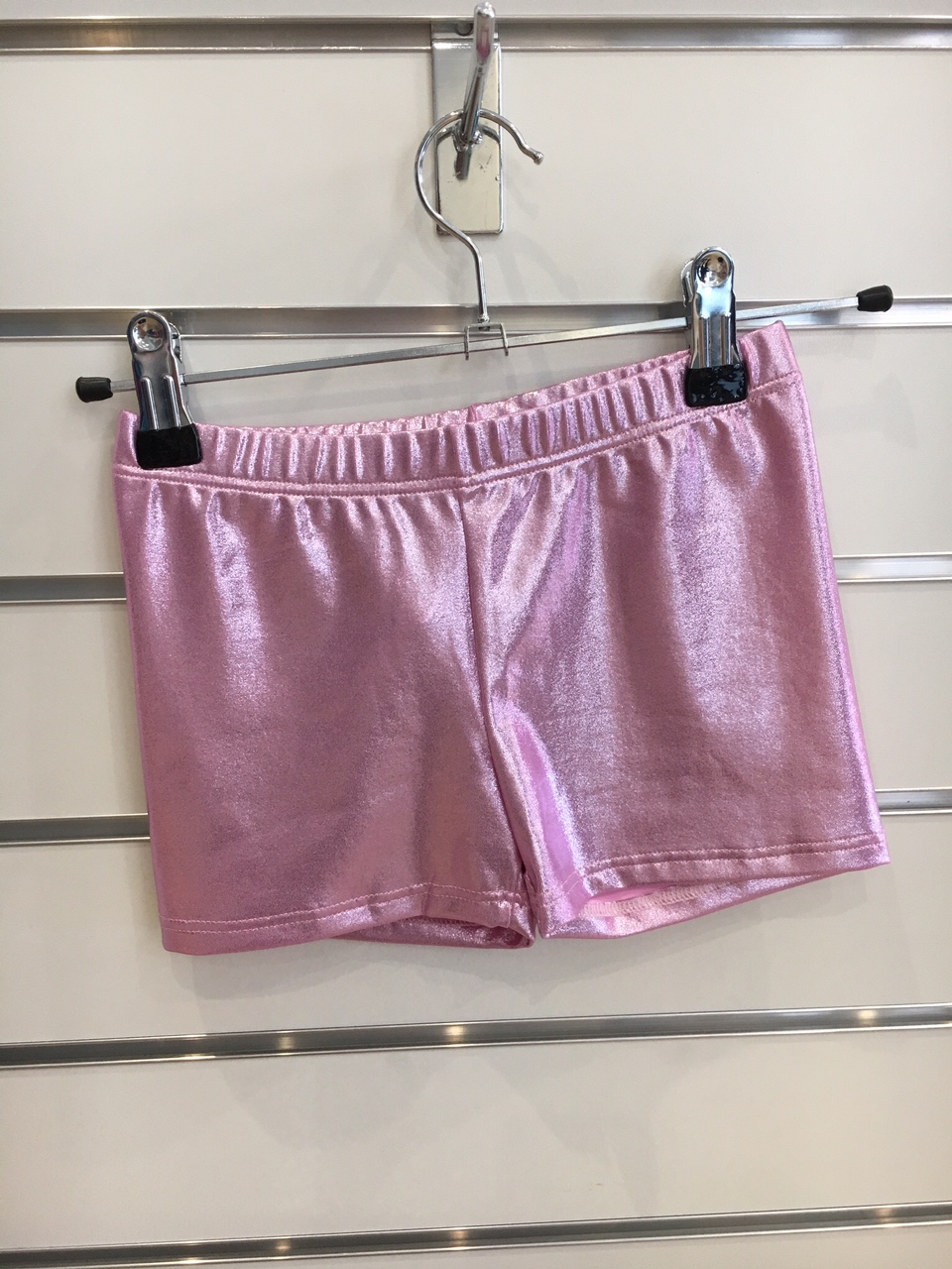 Glittriga hotpants i ljusrosa