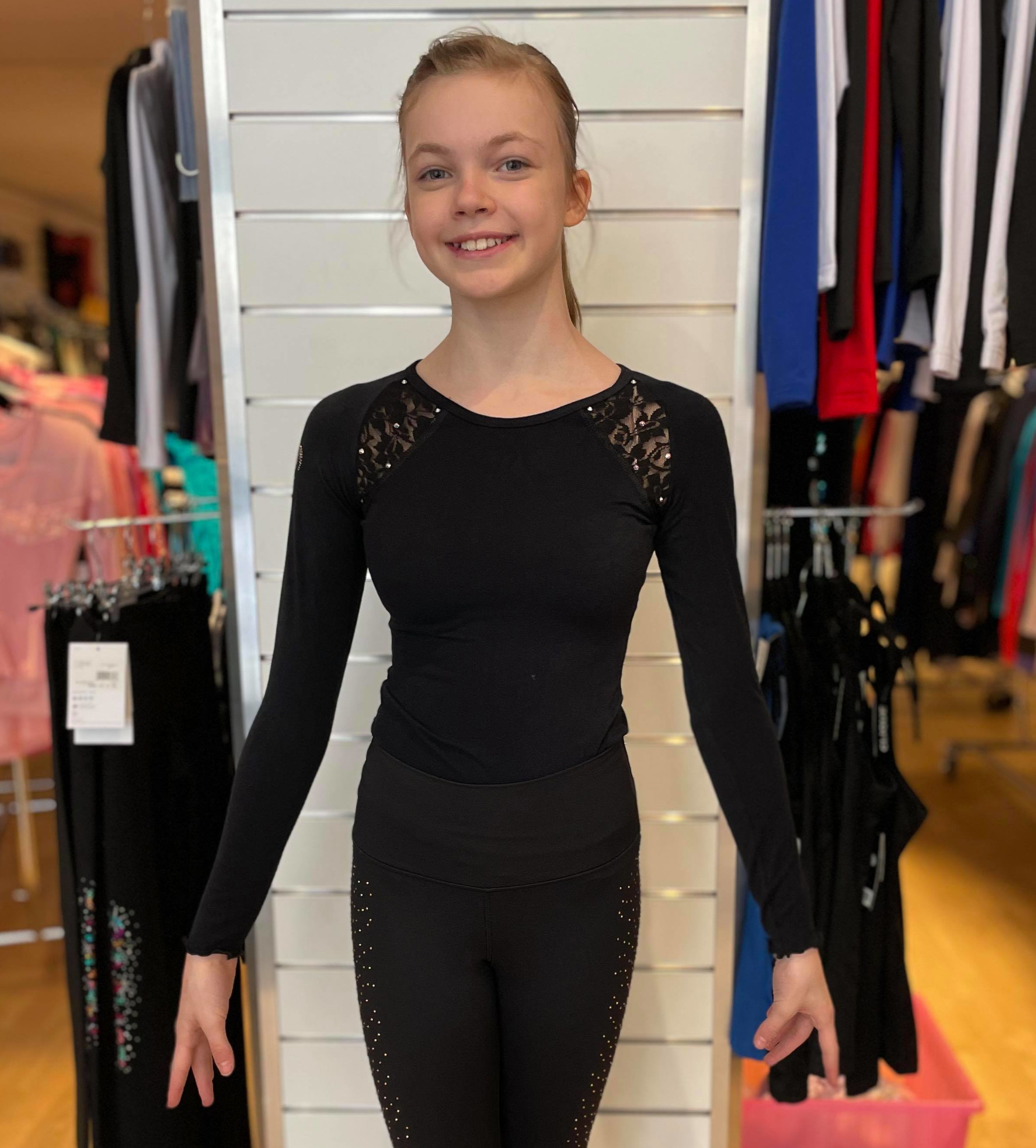 Långärmad svart topp från Bolero med spetsinfällningar och kristaller - 2