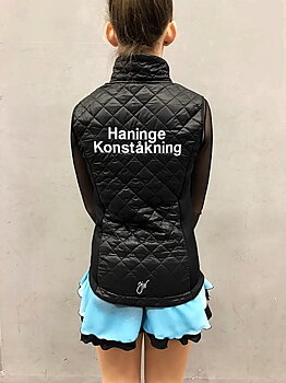 Svart klubbväst Haninge konståkningsklubb