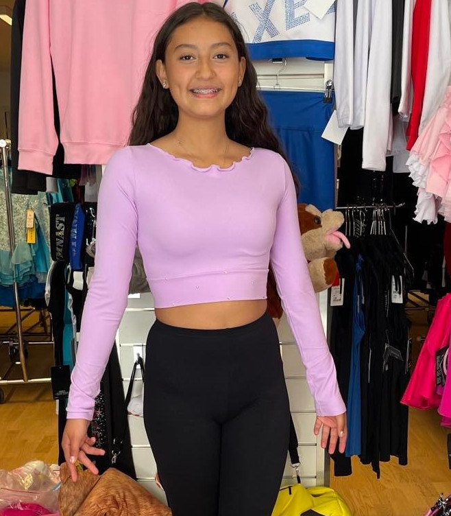 Ljuslila crop top från Bolero med Swarovski