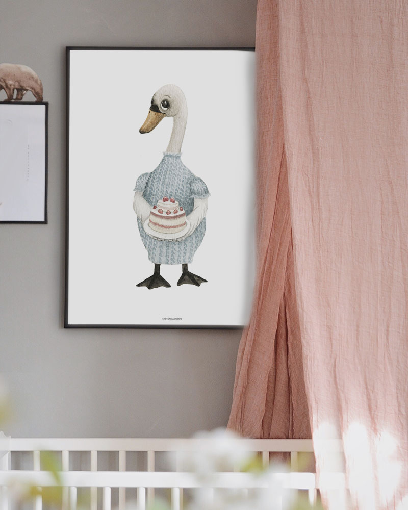 Ester the swan