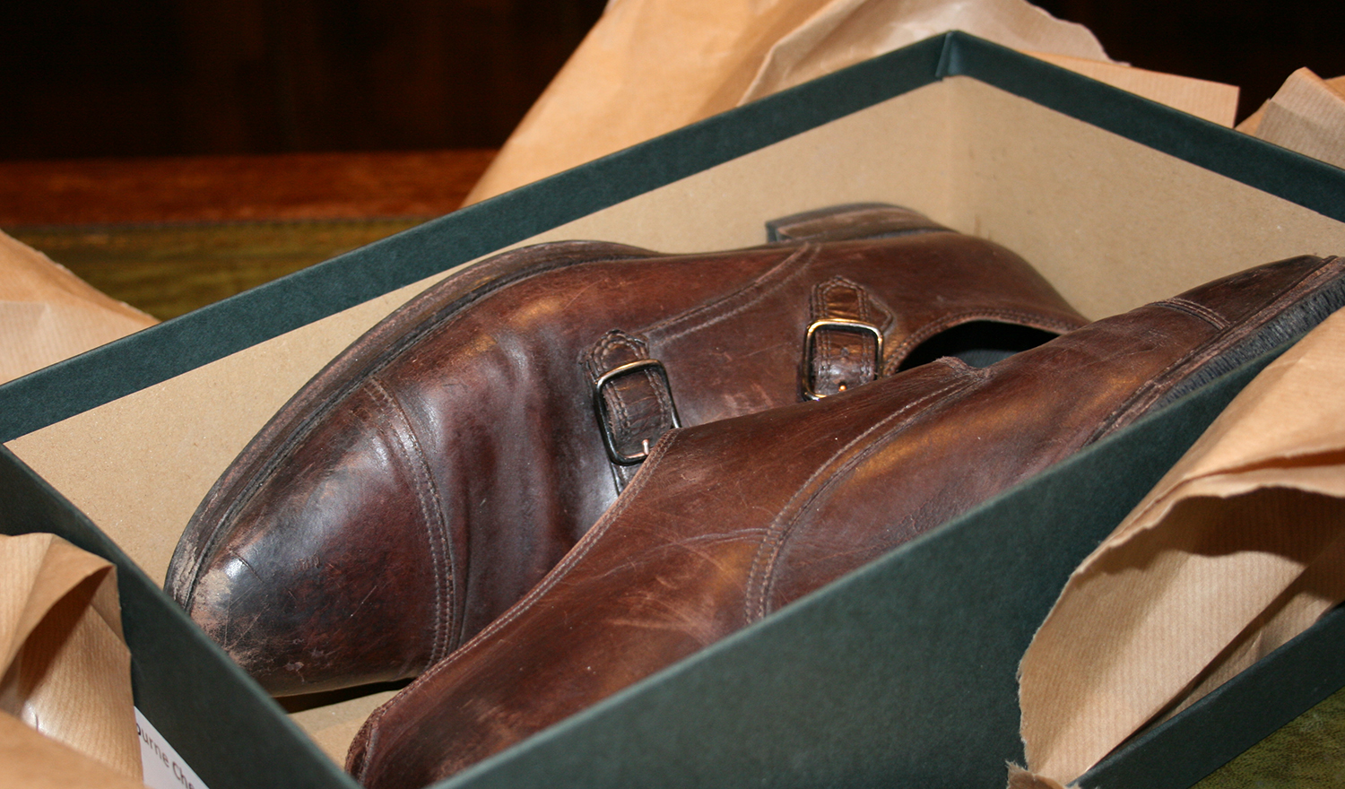 Skicka dina skor till oss  