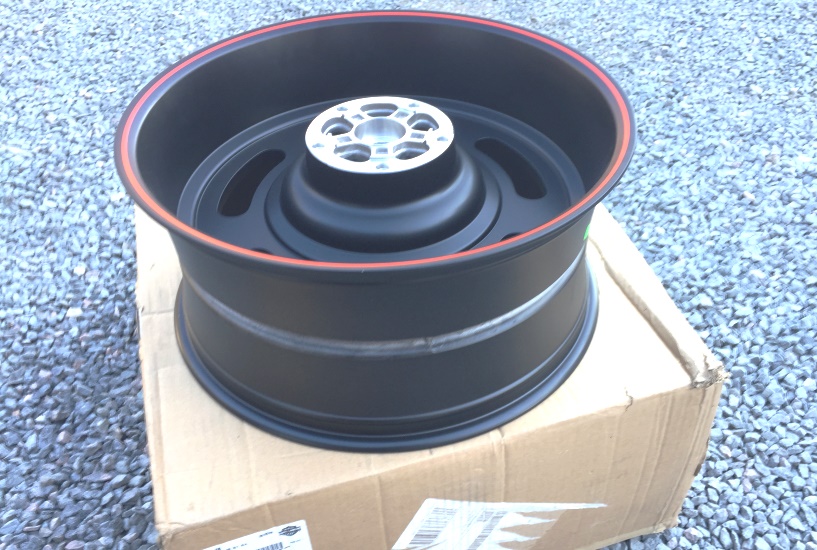 Bakhjul 18*8" W/ Plugs, Slt, Svart - 3