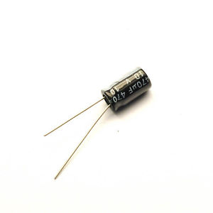 Capacitor (radial) 470 µF 10V