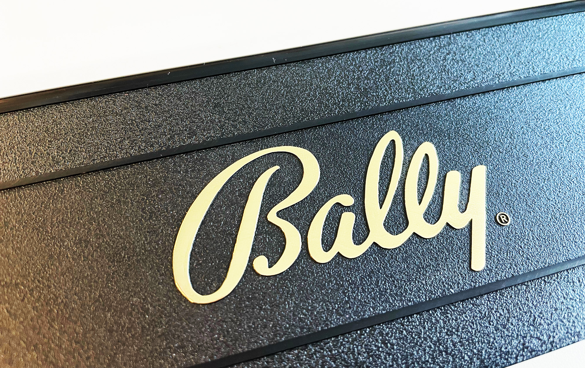 Display/Speaker Panel WPC 95 Bally Gold - 2