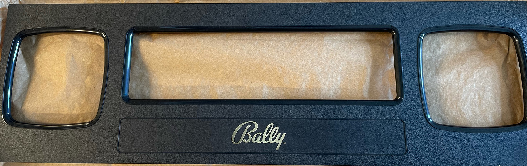 Display/Speaker Panel WPC 95 Bally Gold