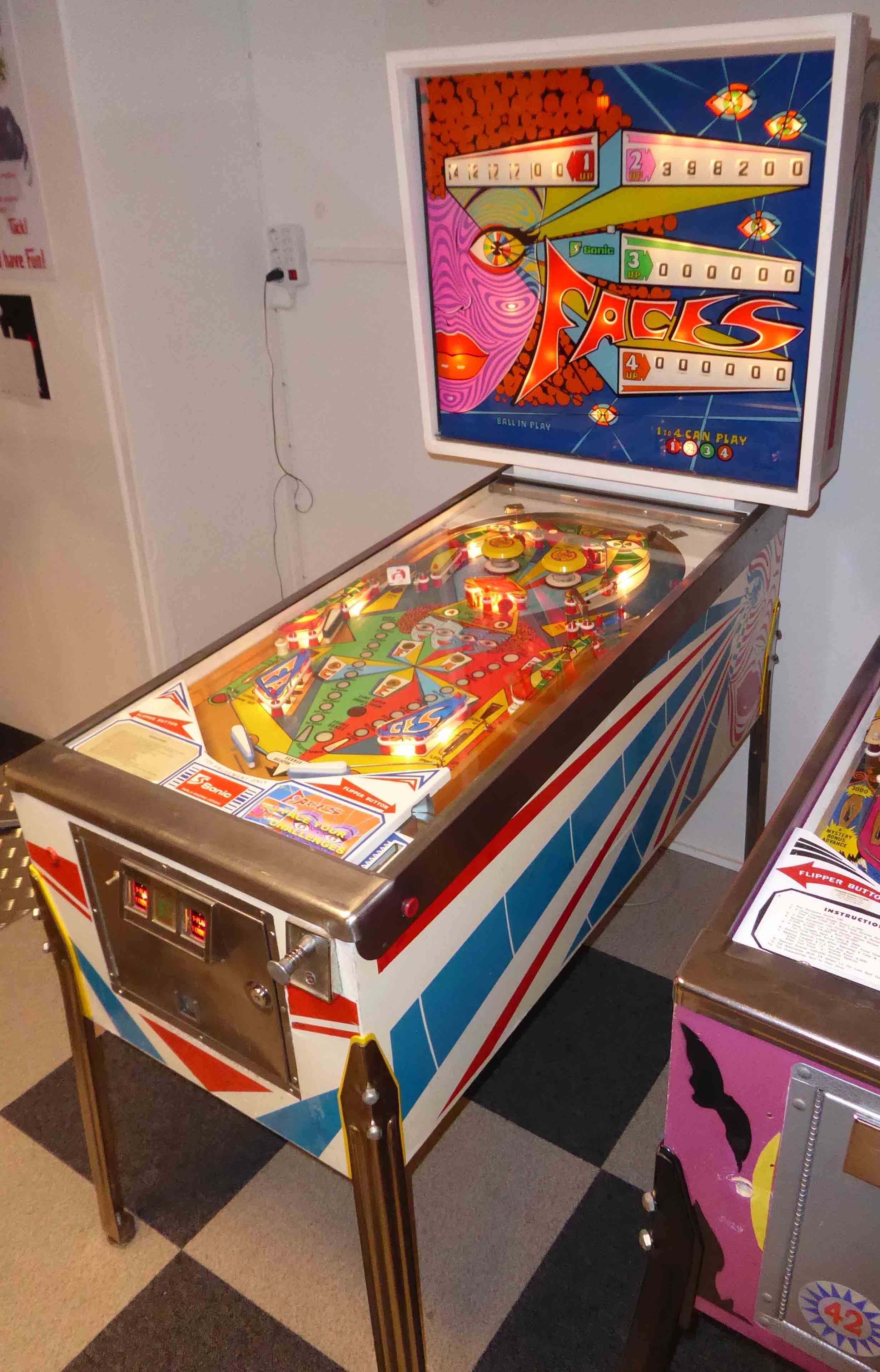 Pinball Machine FFaces SegasaSonic Pinball Machine Free Play