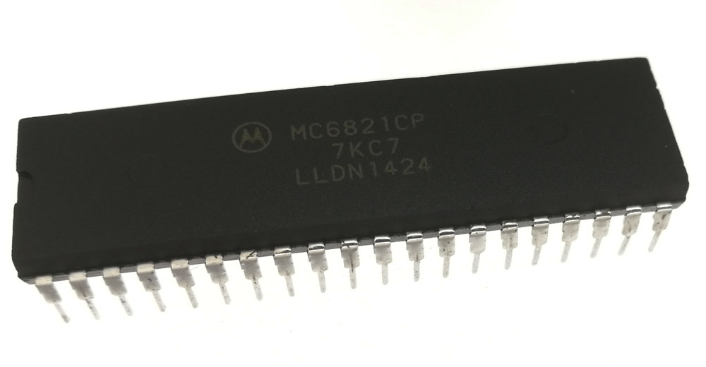 68B21 PIA / 6821 (MC68B21P)
