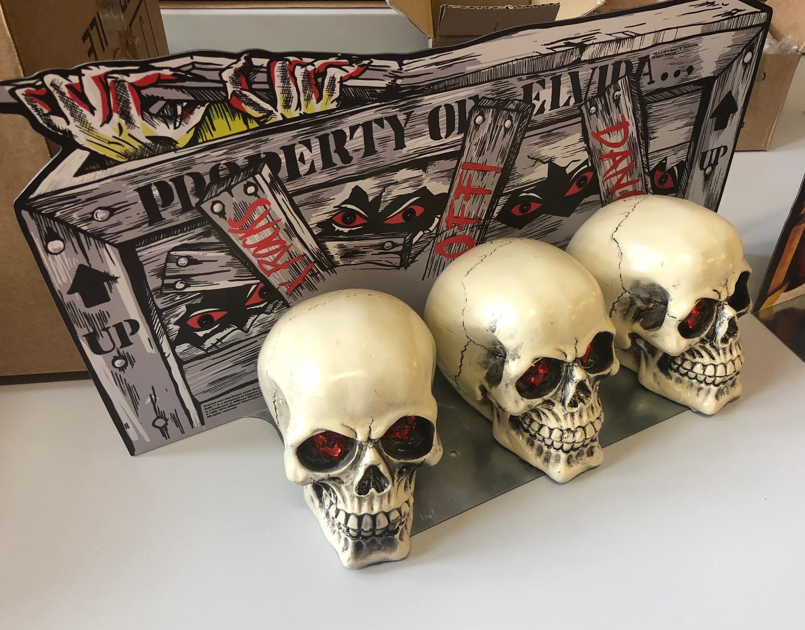 Scared Stiff - Topper - 2