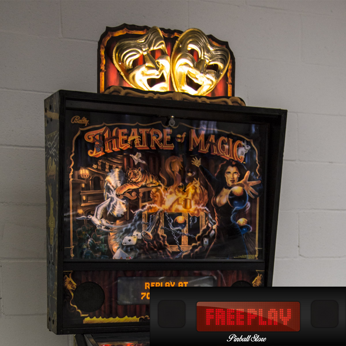 Theatre of Magic - Topper - 2