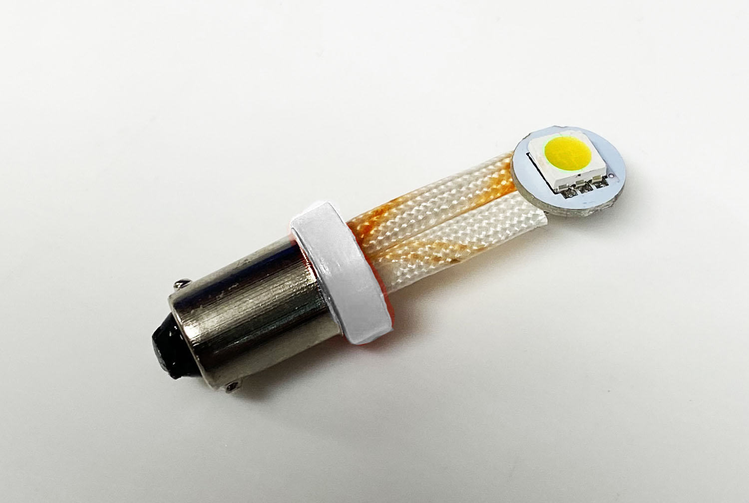 44/47 Cool White - Super Bright Flex
