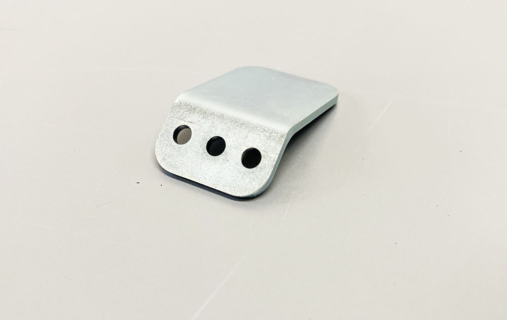 Saucer Eject Bracket (MU/TH/UR)