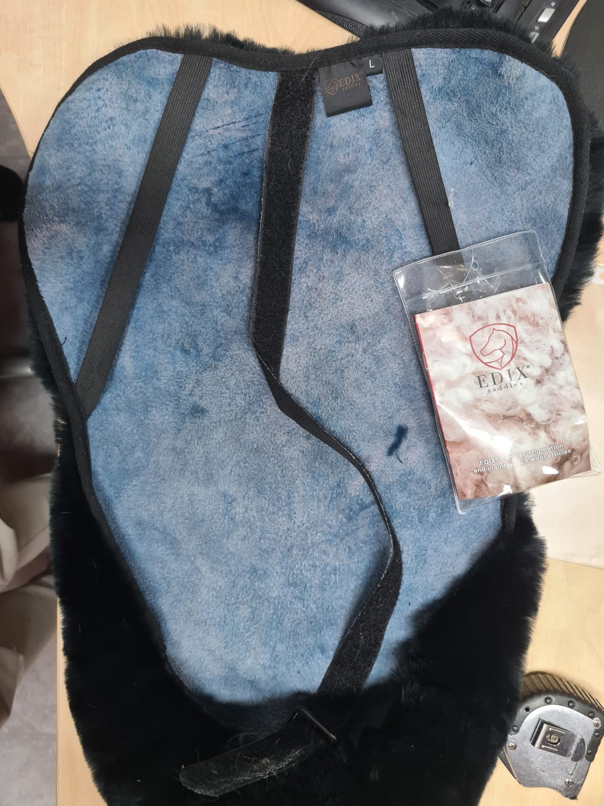 EDIX® Seatsaver / rumpvärmare (dressyr, island, allround, hopp), äkta Merinoull, svart, låg /normal bakvalv - 5